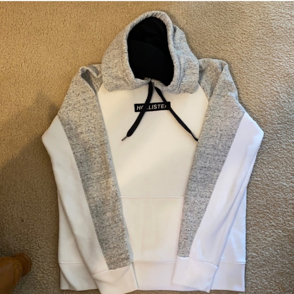 Hollister Hoodie